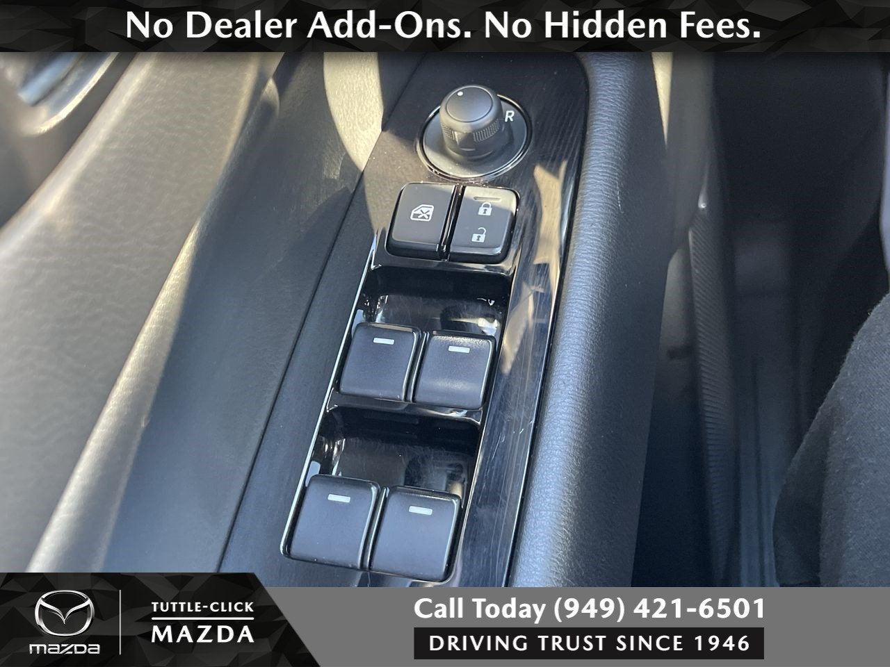 Used 2020 Snowflake White Pearl Mica Mazda Touring image 22