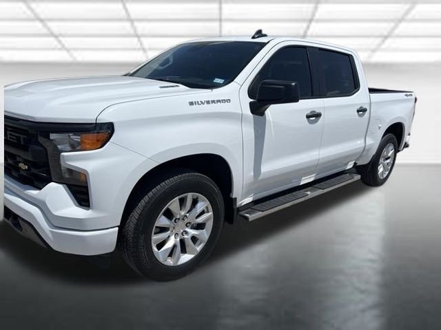 Used 2024 Summit White Chevrolet Custom image 4