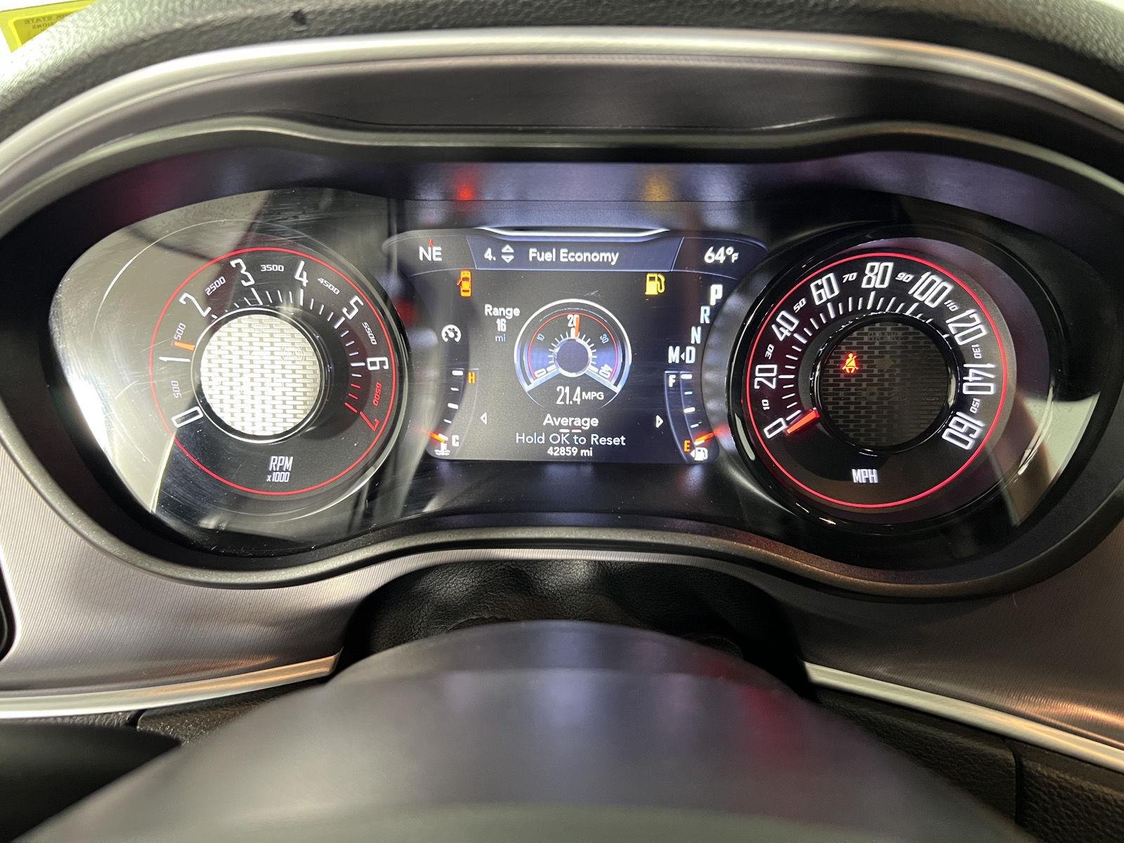 Used 2020 Octane Red Pearlcoat Dodge SXT image 11