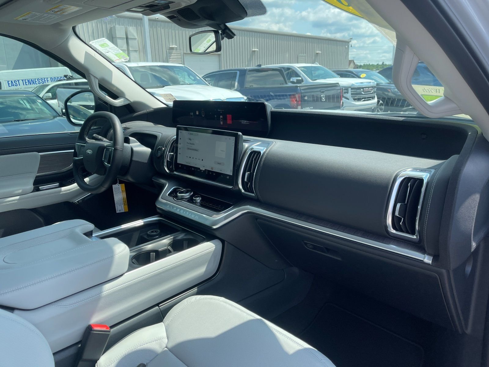 New 2026 Space Silver Metallic Ford Platinum® image 18