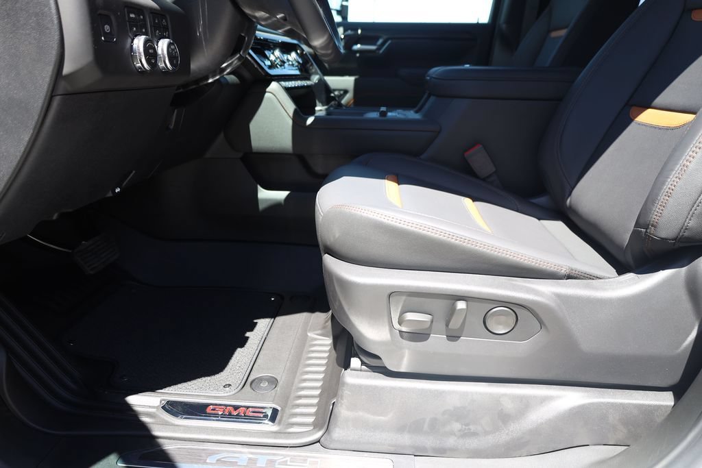 2026 GMC Sierra 3500HD AT4 - Photo 11