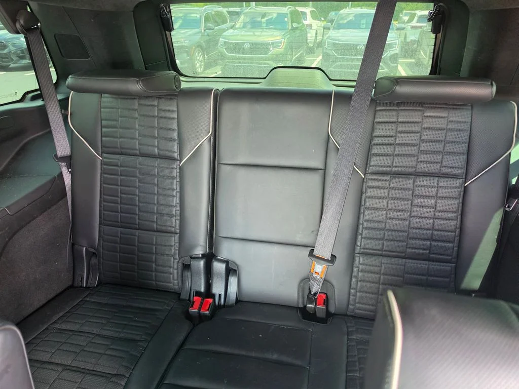 Used 2022 Black Cadillac Sport Platinum image 12