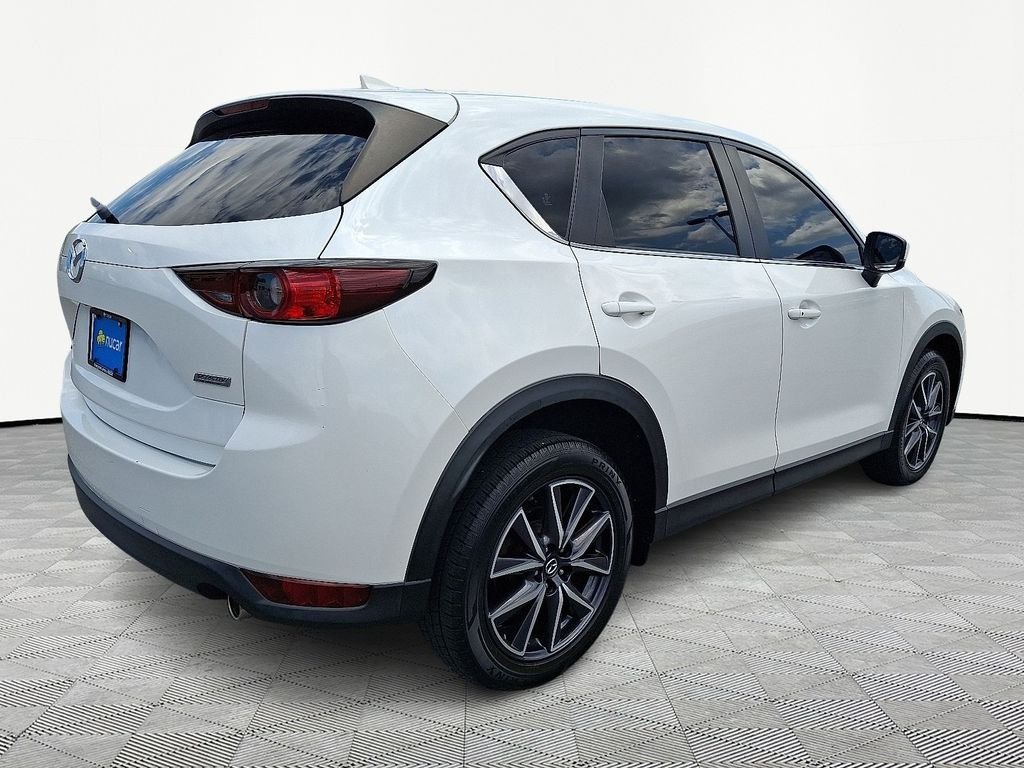 Used 2018 White Mazda Touring image 7