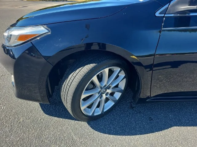 Used 2013 Black Toyota XLE Touring image 32