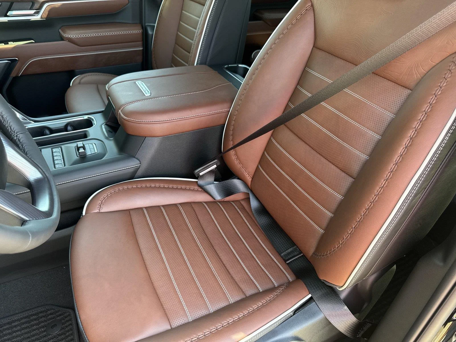 New 2026 Onyx Black GMC Denali Ultimate image 10