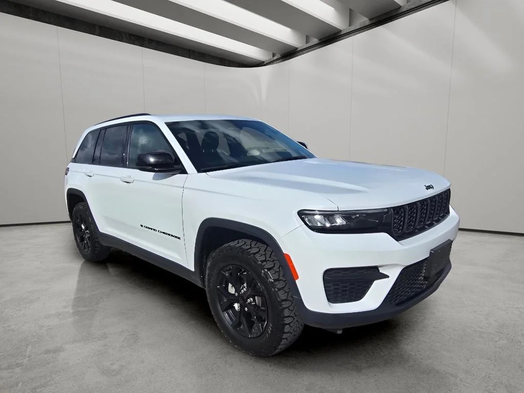 Used 2024 Bright White Clearcoat Jeep Altitude image 7