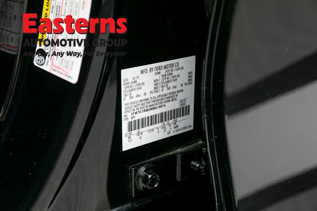 Used 2021 Black Ford Select image 34