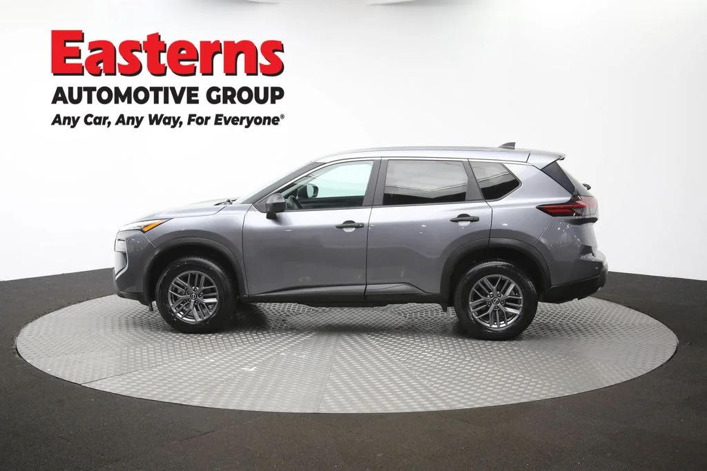 Used 2024 Gray Nissan S image 61
