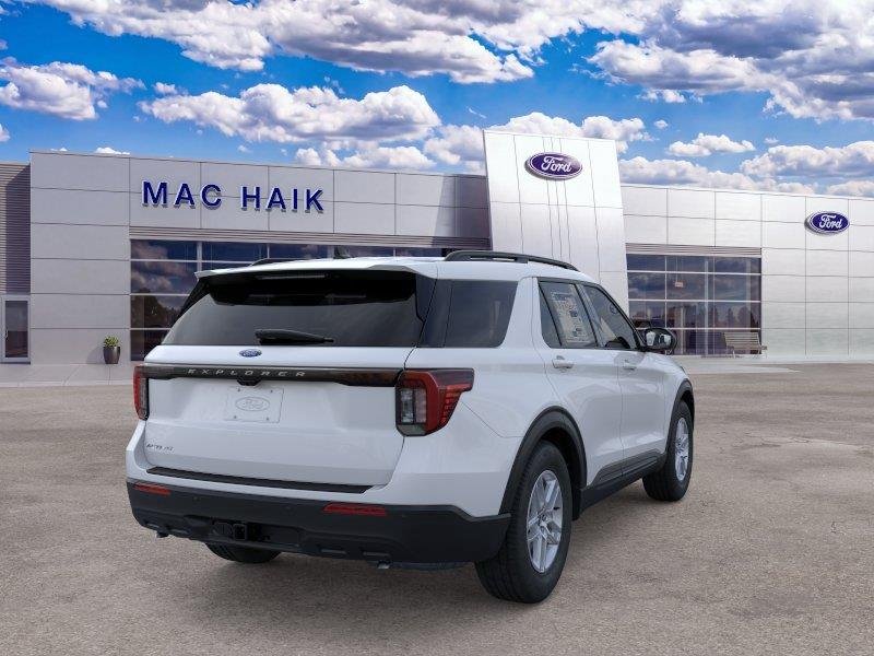 New 2026 Space White Metallic Ford Active image 8