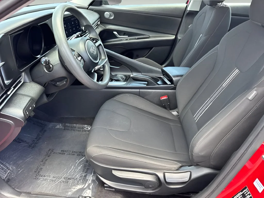 Used 2023 Red Hyundai SEL image 21