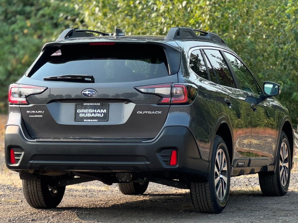 Used 2021 Magnetite Gray Metallic Subaru Premium image 7