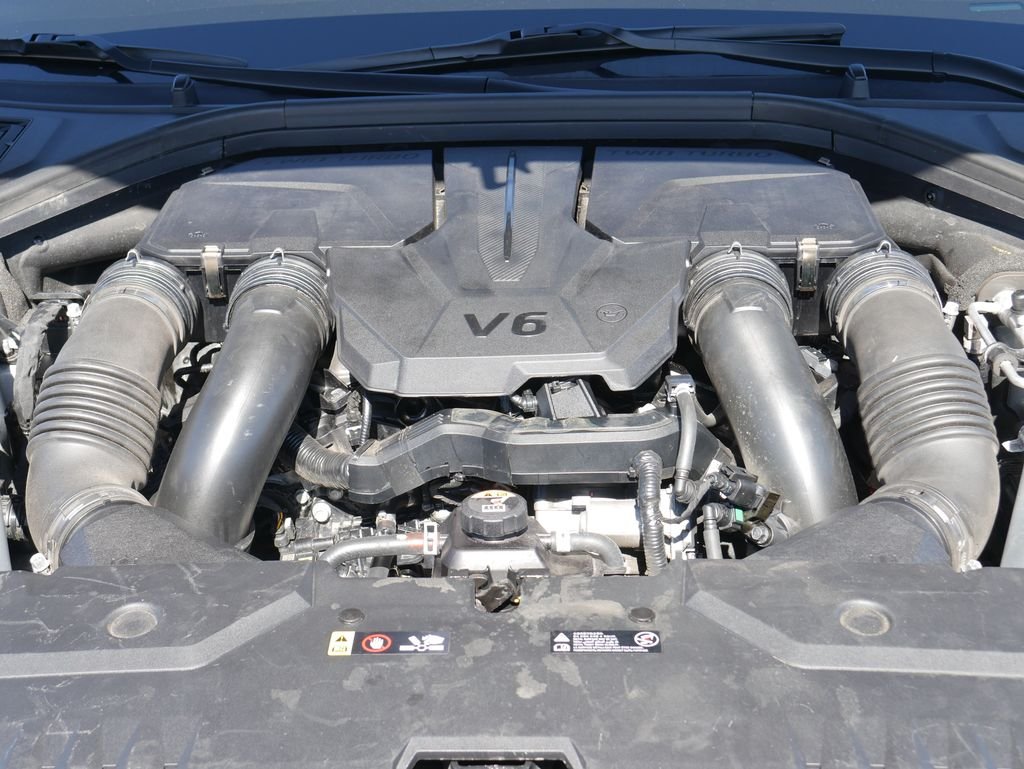 Used 2025 Silver Genesis 3.5T Sport image 9