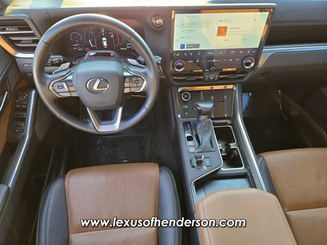 Certified Used 2025  Lexus 550 Luxury+ image 15