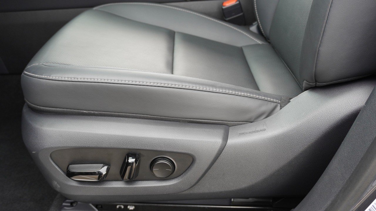 Certified Used 2025 CLOUDBURST GRAY Lexus RX 350 image 24