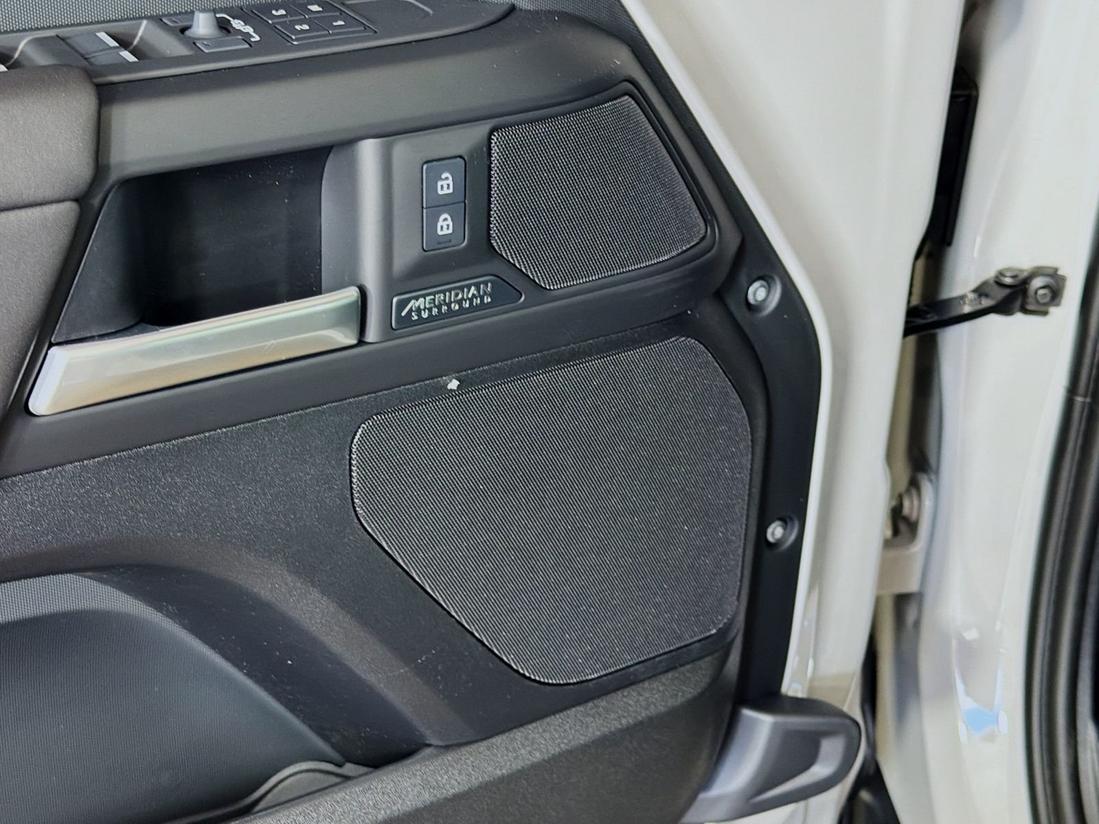 New 2026 Borasco Grey Land Rover X-Dynamic SE image 22