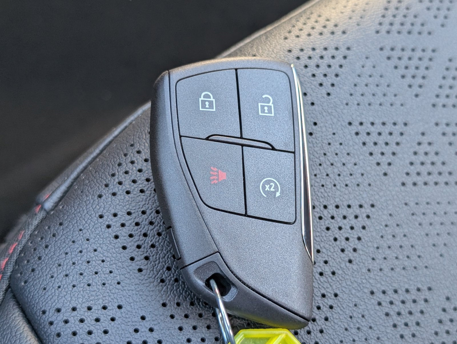 2027 Chevrolet Bolt RS - Photo 25