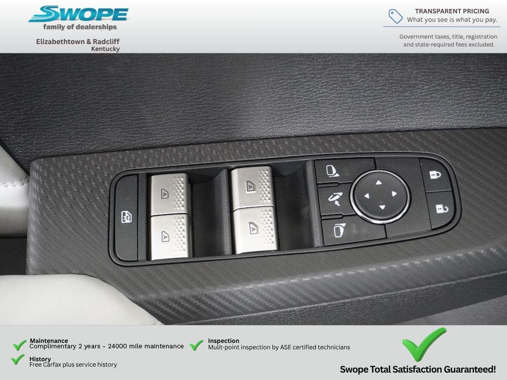 2025 Mitsubishi Outlander SEL Platinum Edition - Photo 11