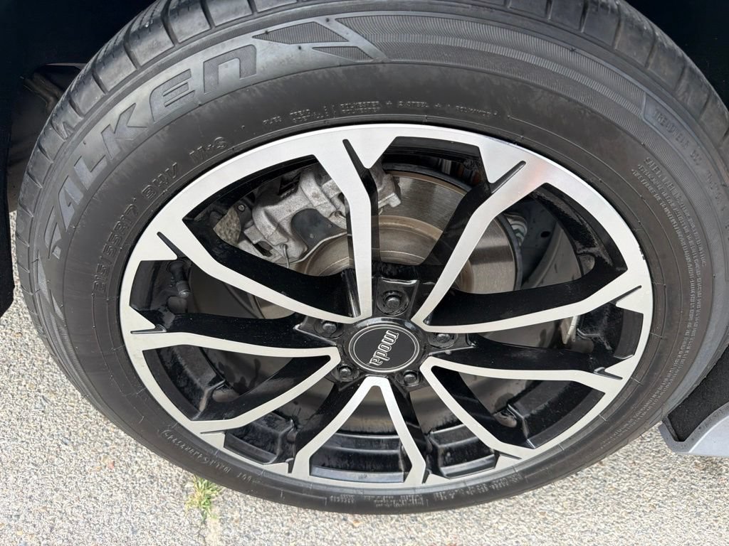 Certified Used 2022 Lunar Silver Metallic Honda Sport image 8
