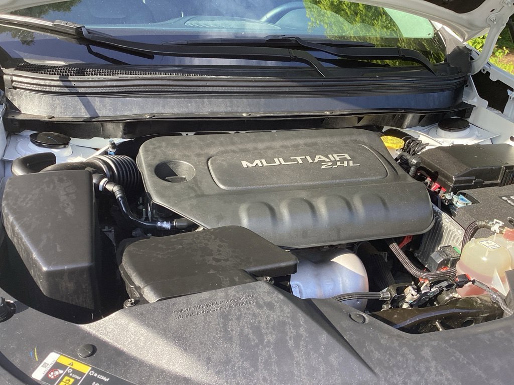 Used 2019 White Jeep Latitude Plus image 20