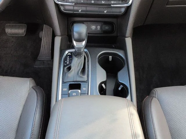 Certified Used 2020 Shimmering Silver Pearl Hyundai SEL image 20