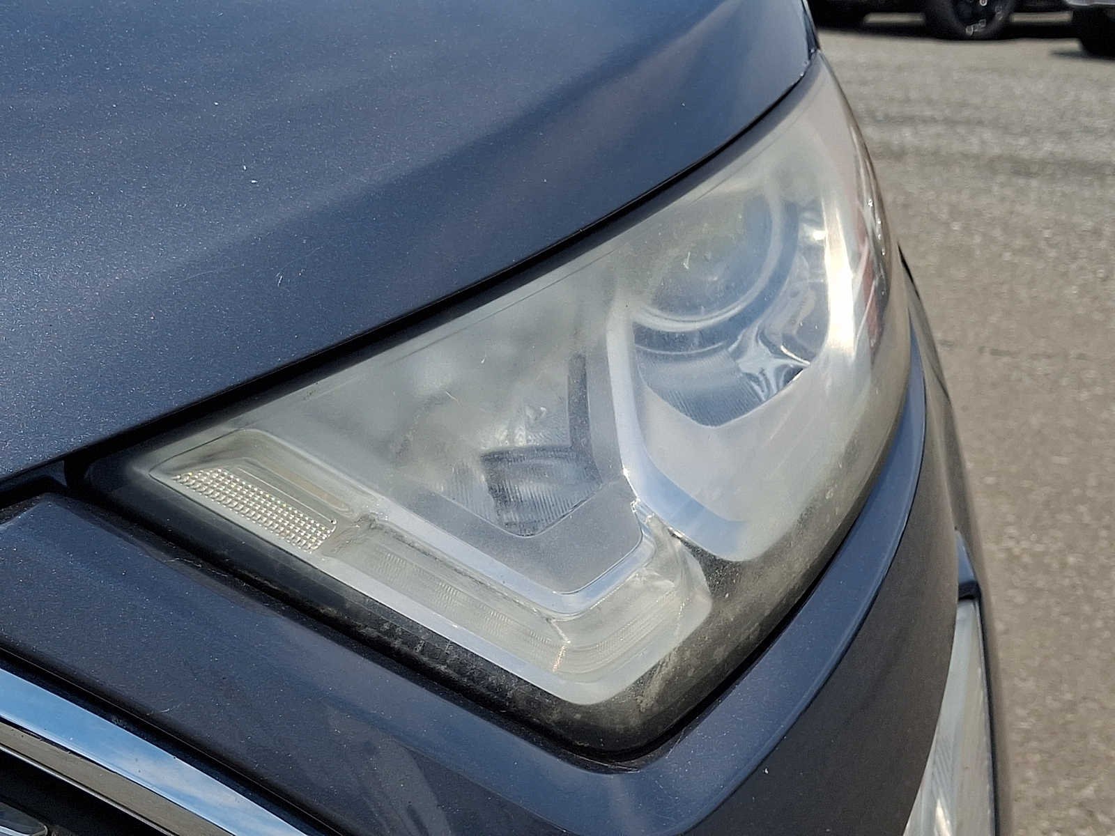 Used 2018 Smoke Ford Titanium image 9