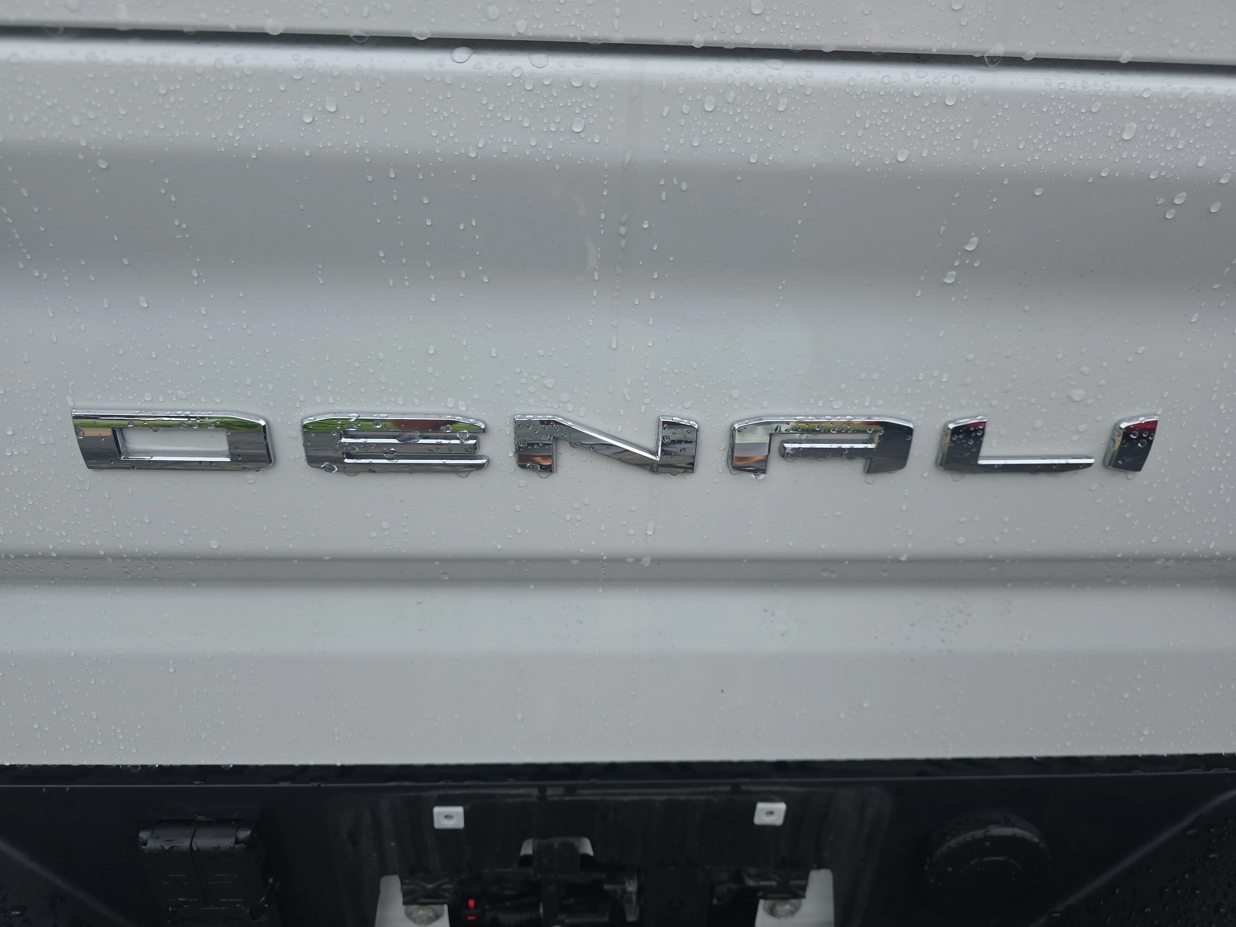Used 2026 Summit White GMC Denali image 5
