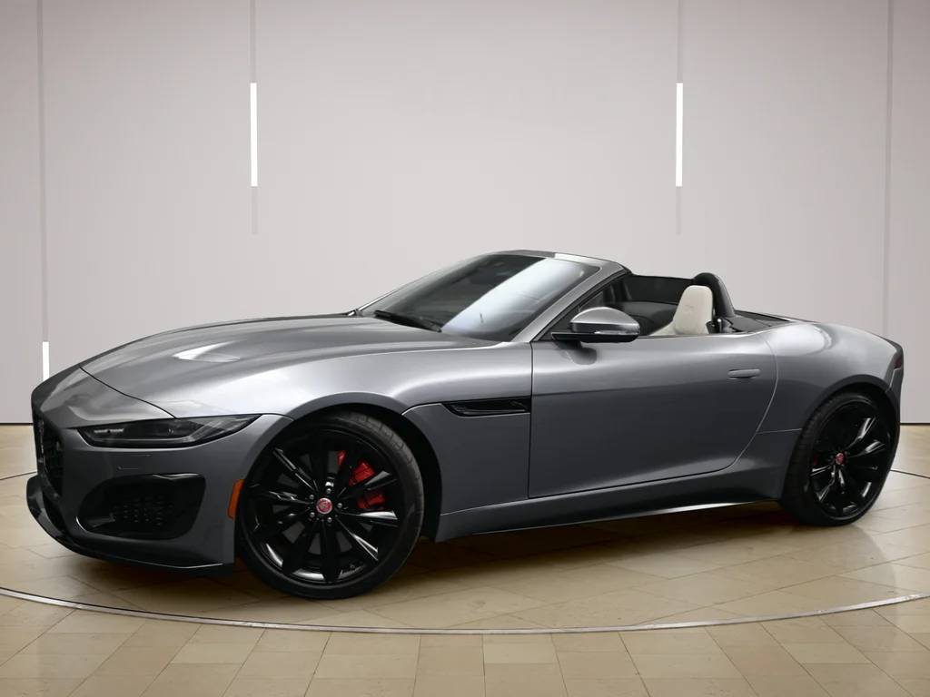 2022 Jaguar F-TYPE R Convertible's photo