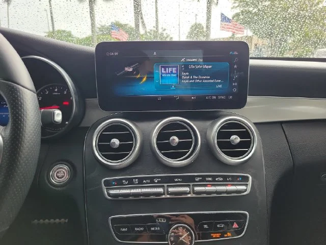 Used 2020  Mercedes-Benz C 300 image 25