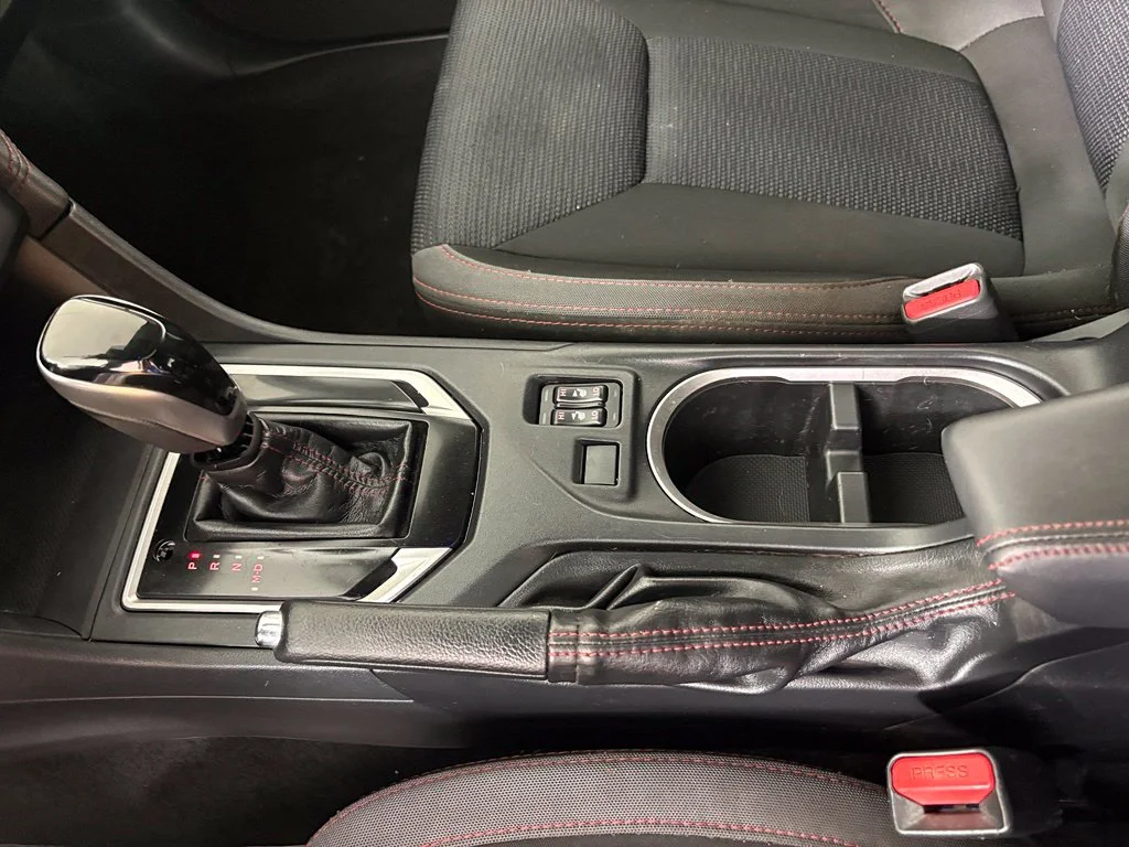 Used 2019 White Subaru 2.0i Sport image 34
