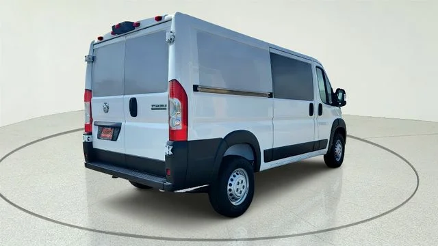 New 2026 Bright White Clear-Coat Exterior Paint RAM Low Roof image 13