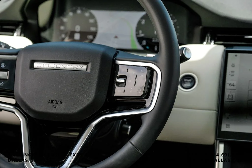 Used 2025 Black Land Rover S image 17