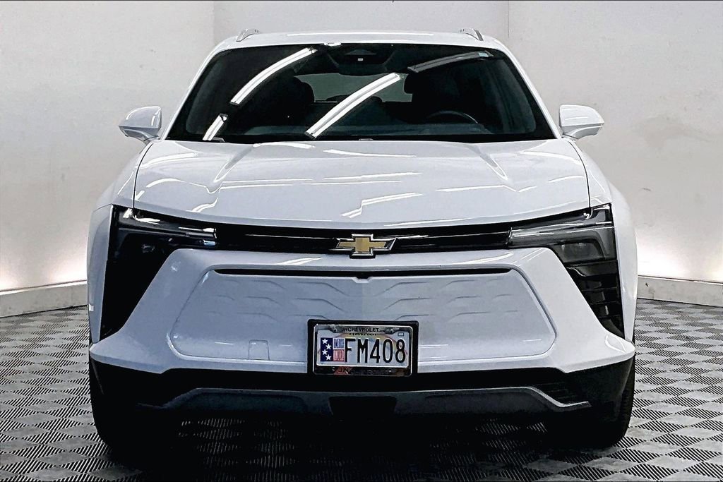 Used 2024 Chevrolet Blazer EV LT with VIN 3GNKDBRJ2RS201917 for sale in Honolulu, HI