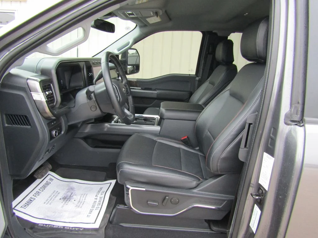 Used 2024 Gray Metallic Ford Lariat image 22