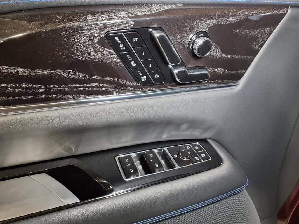 2026 Cadillac Escalade IQL Luxury - Photo 16