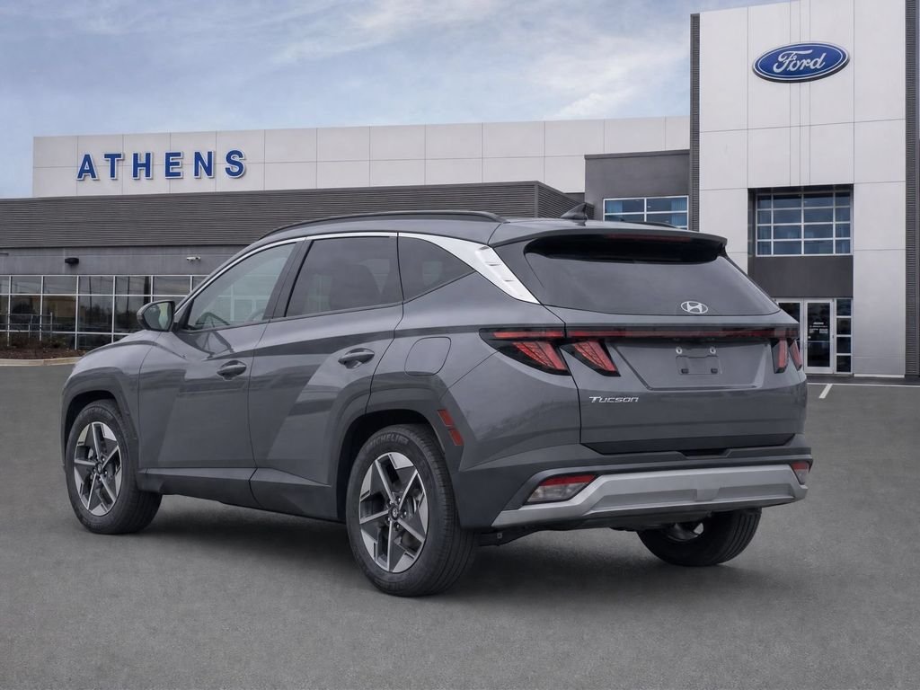 Used 2025 Hampton Gray Hyundai SEL image 4