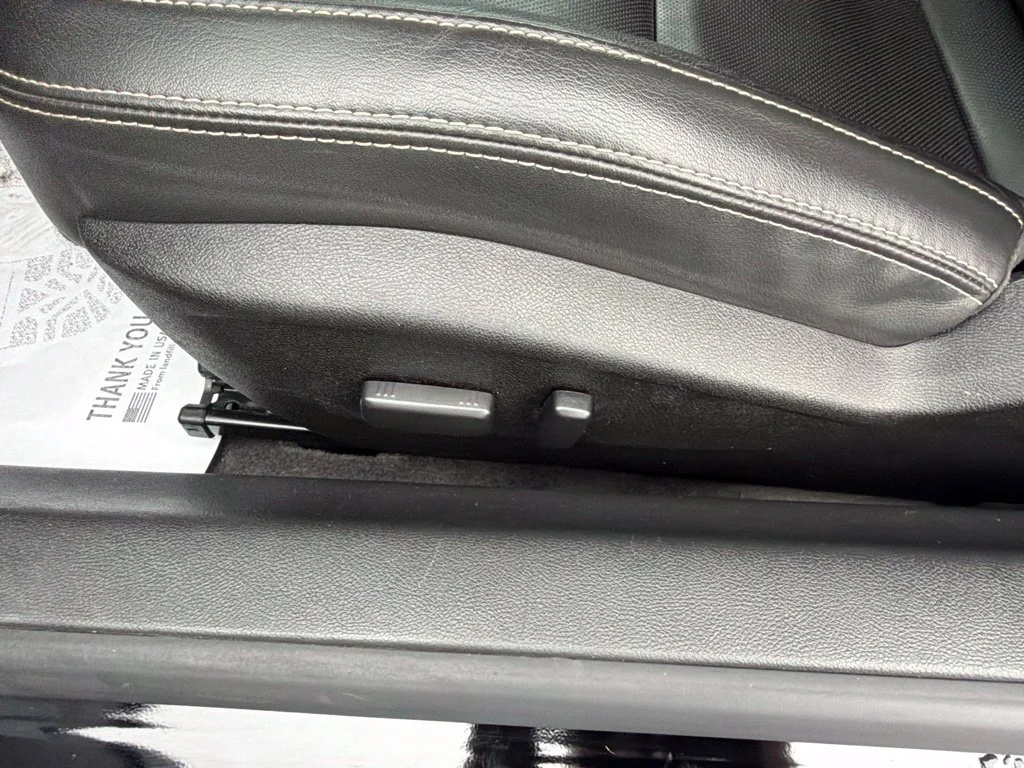 Used 2015 Black Chevrolet 2LT image 29