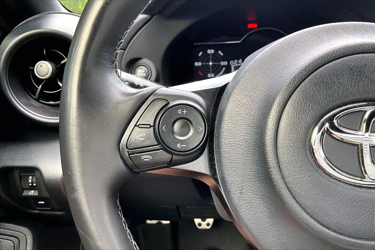 Used 2026  Toyota Premium image 27