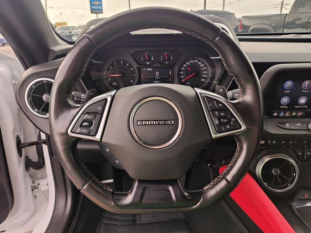 Used 2022 White Chevrolet LT1 image 16