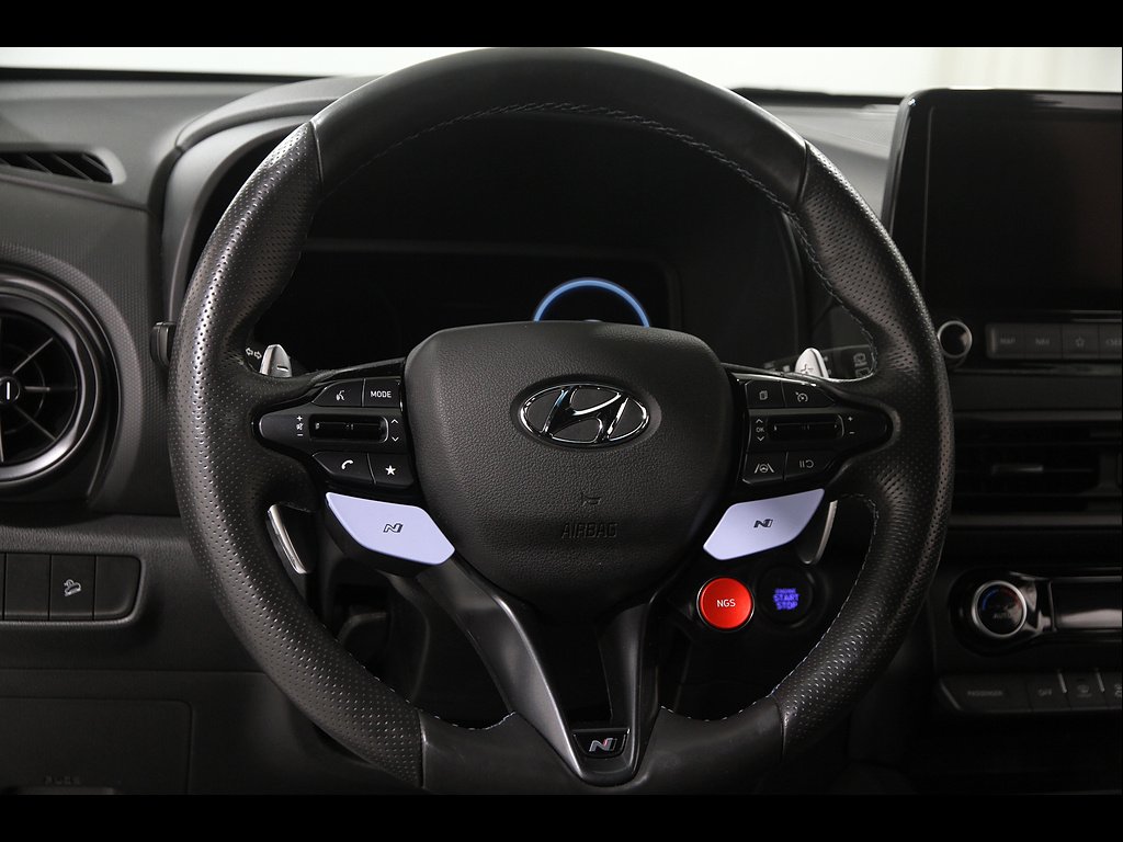 2022 Hyundai Kona N - Photo 7