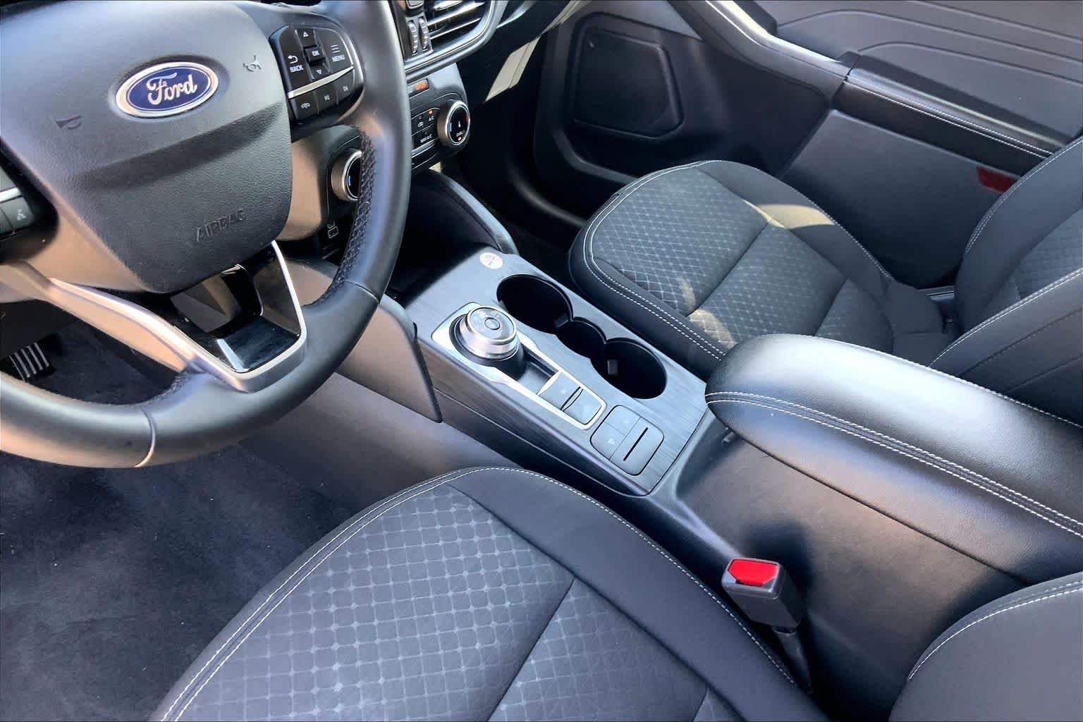 Used 2024 Carbonized Gray Metallic Ford Active image 16