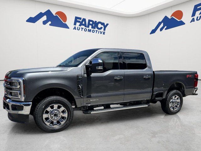 2026 Ford Super Duty F-350® Lariat®