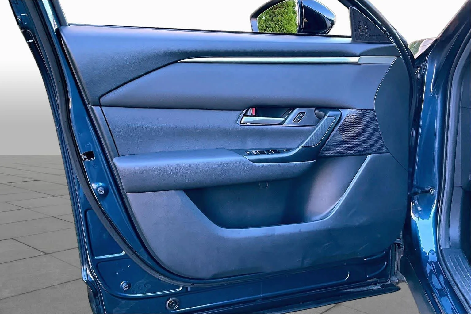 Used 2025 Ingot Blue Metallic Mazda 2.5 S Preferred Package image 21