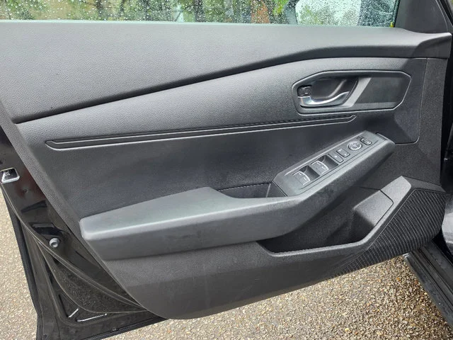 Used 2025 Crystal Black Pearl Honda LX image 20