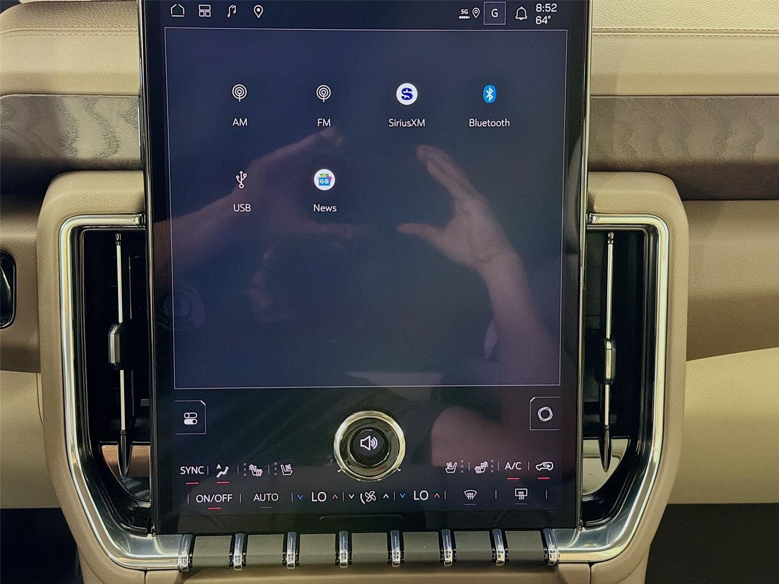 2026 GMC Yukon XL Denali - Photo 19
