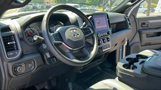 2026 RAM 3500 Chassis Tradesman - Photo 15