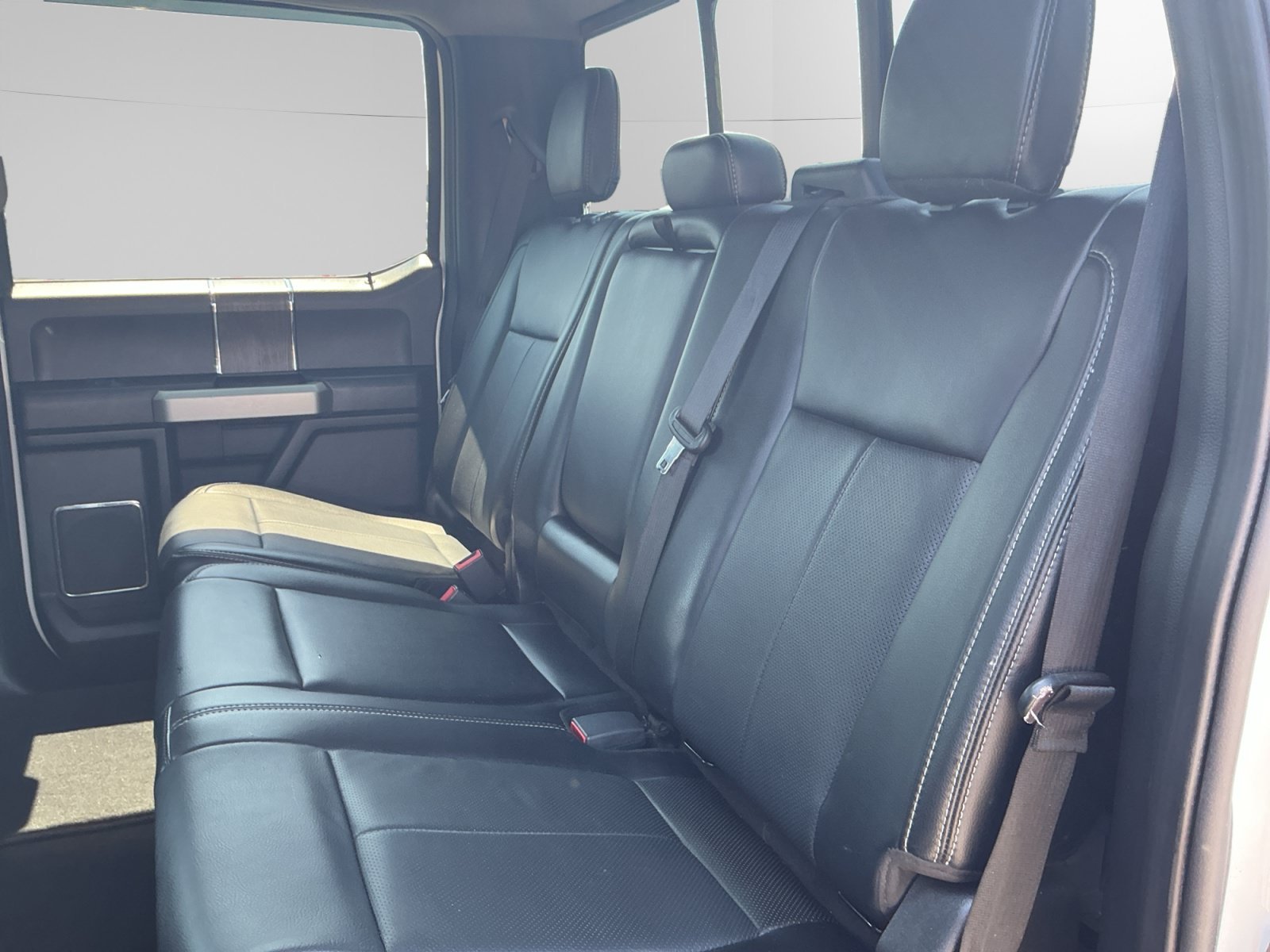Used 2020 White Ford LARIAT image 13