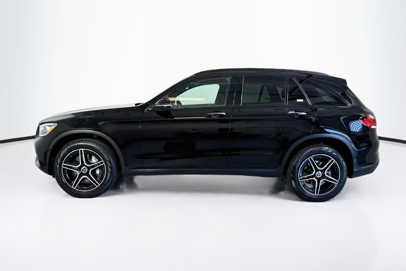 Certified Used 2022 Black Mercedes-Benz GLC 300 image 8