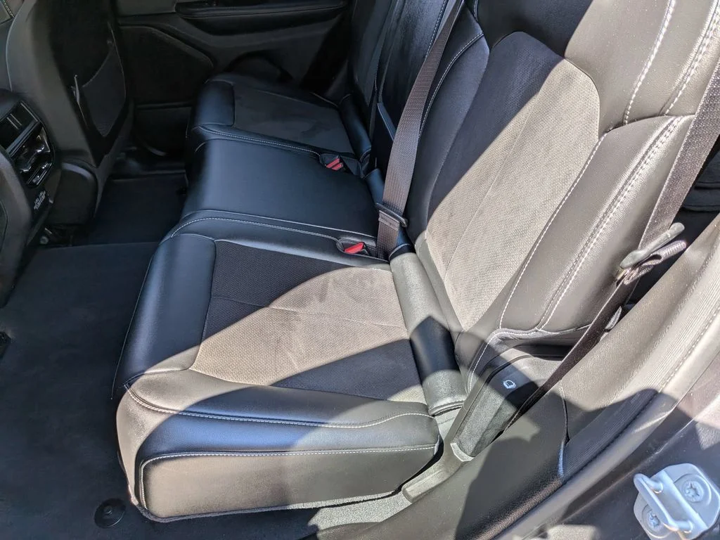 Used 2023 Gray Jeep Altitude X image 24