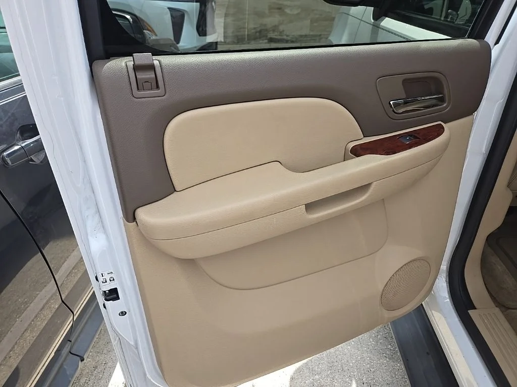 Used 2014 White GMC SLT 1500 image 9