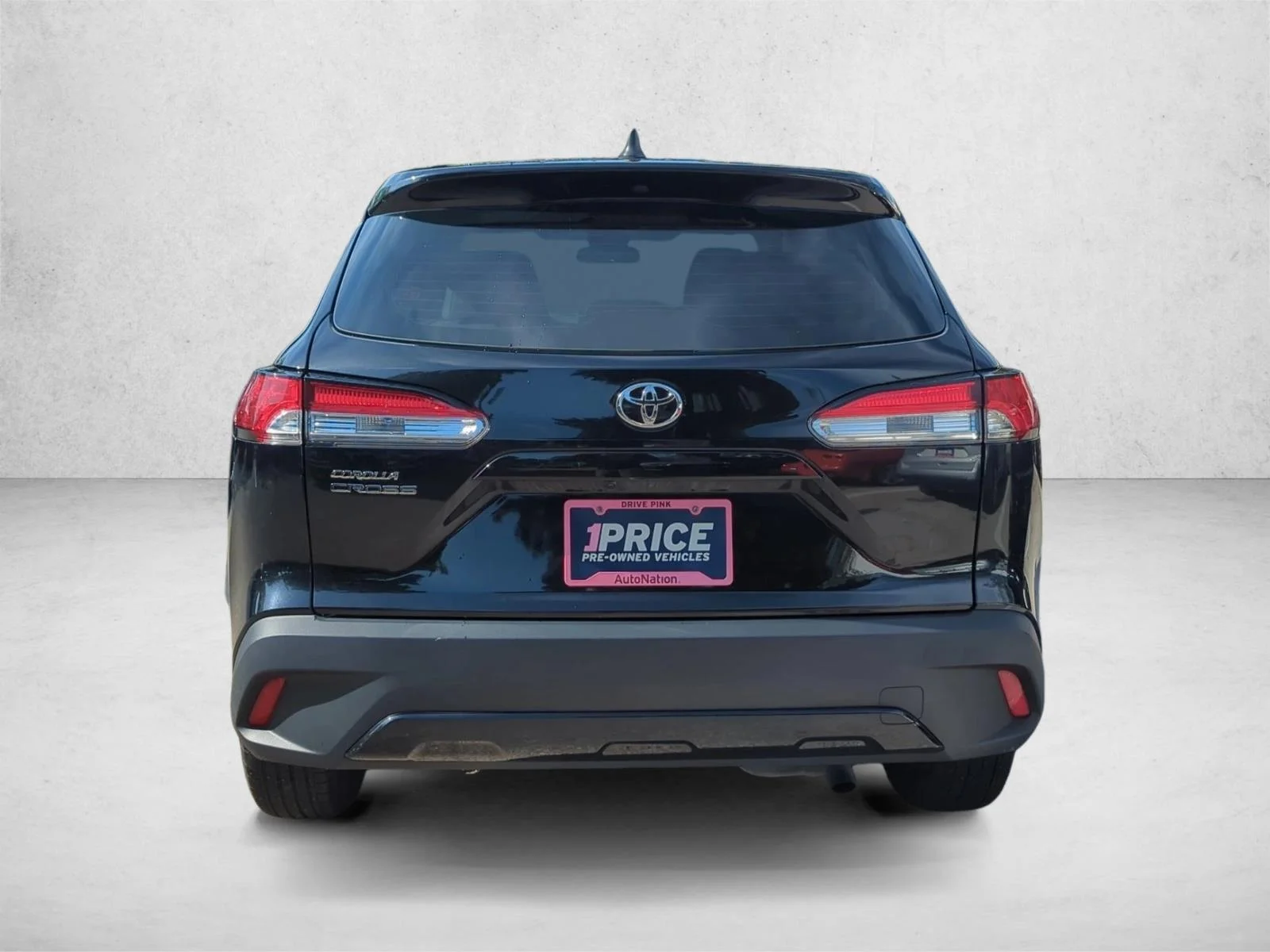 Used 2022 Jet Black Toyota L image 6
